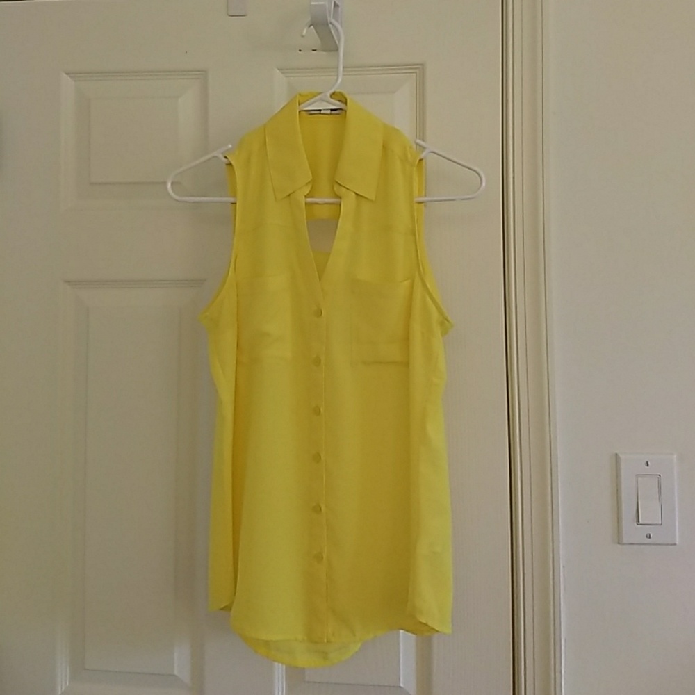 Express SLIT BACK SLEEVELESS PORTOFINO SHIRT